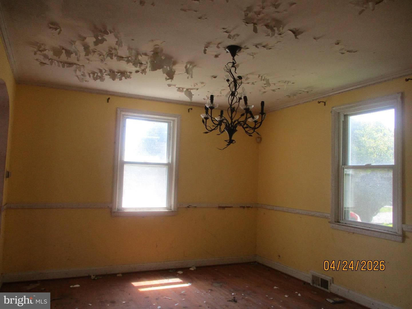 4604 Powell Avenue photo 6