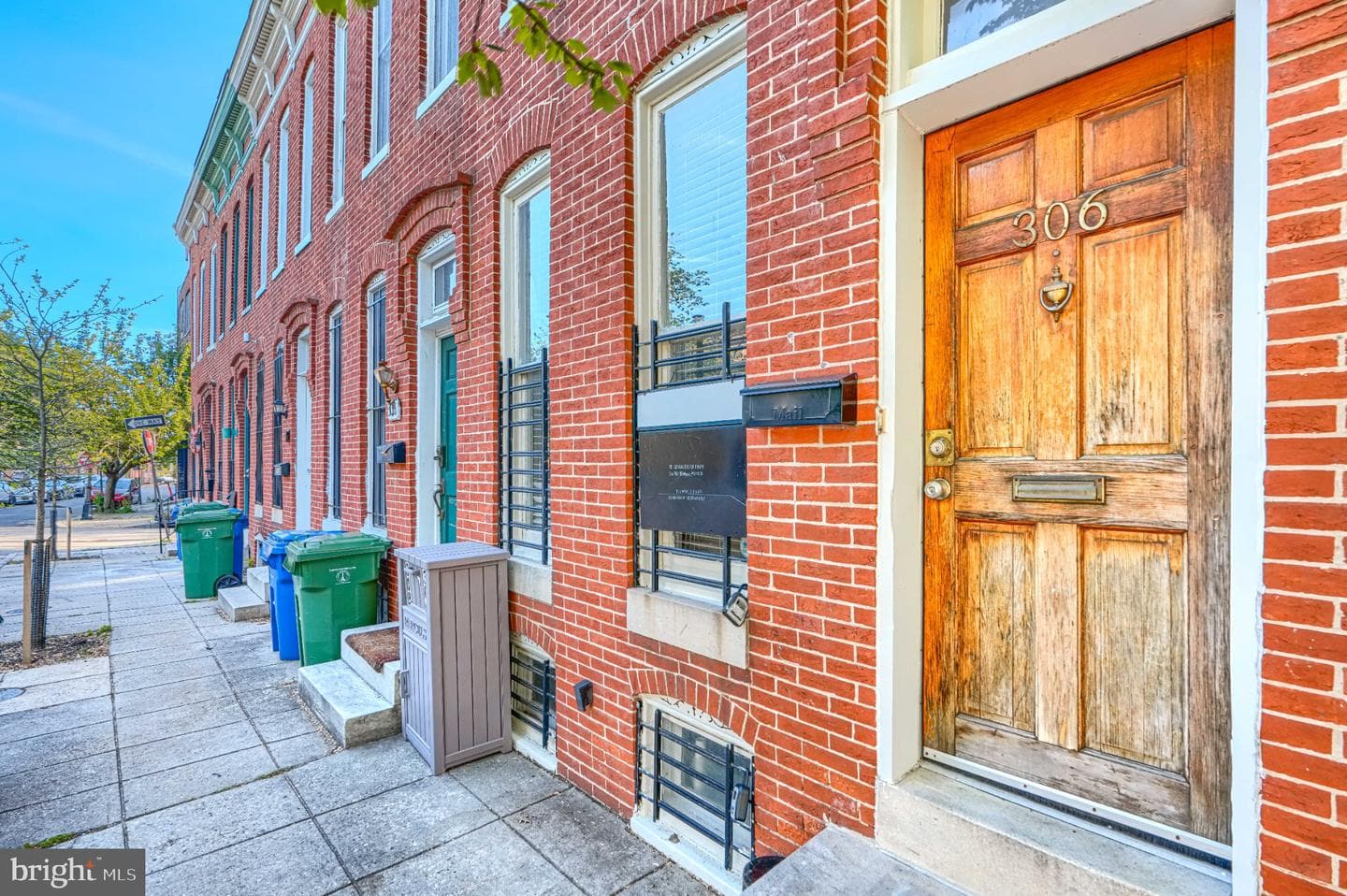 306 Penn Street photo 2