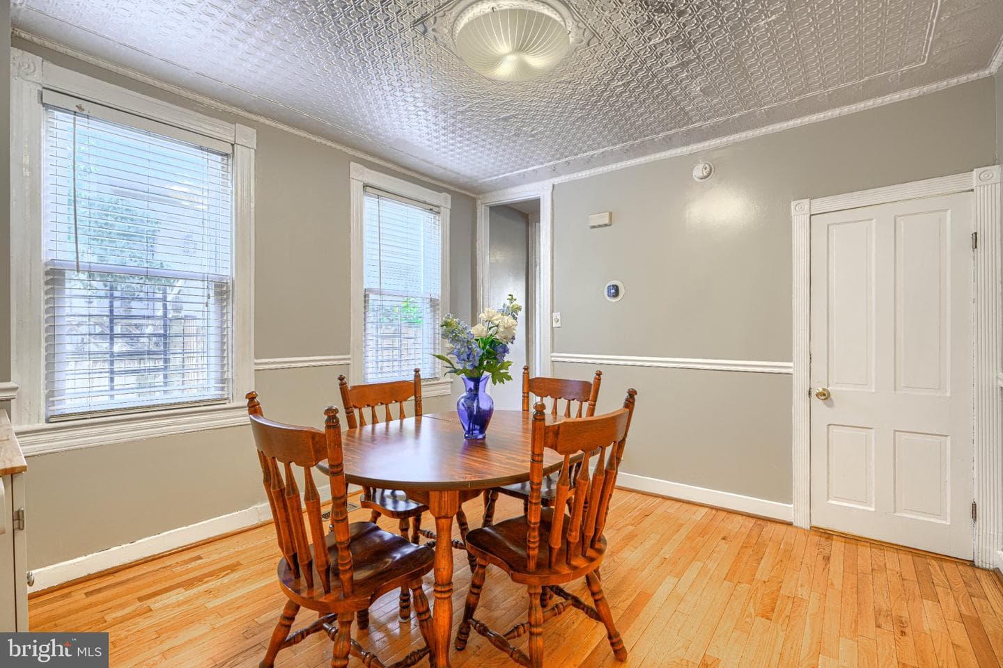 306 Penn Street photo 8