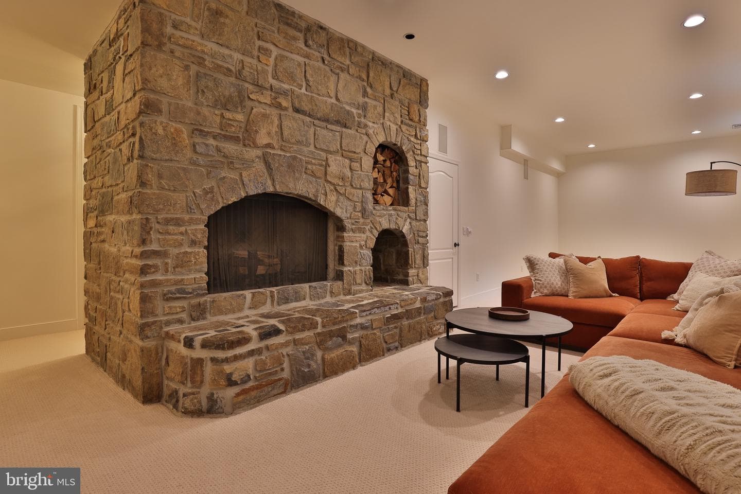 1114 Washingtonville Drive photo 43