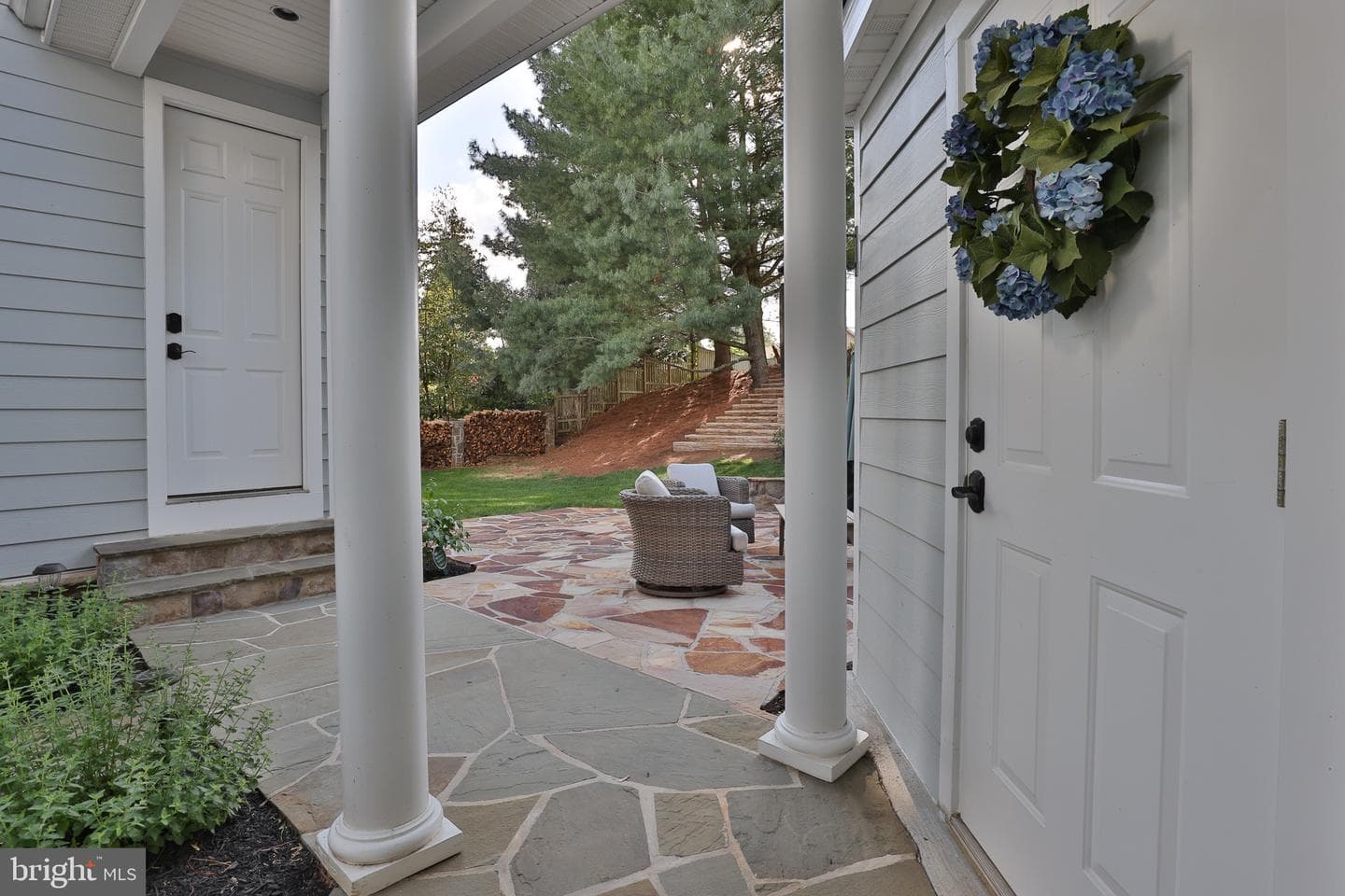 1114 Washingtonville Drive photo 8