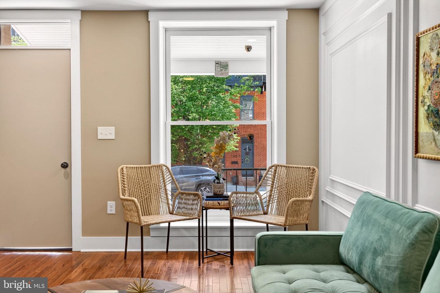 1342 Andre Street photo 5