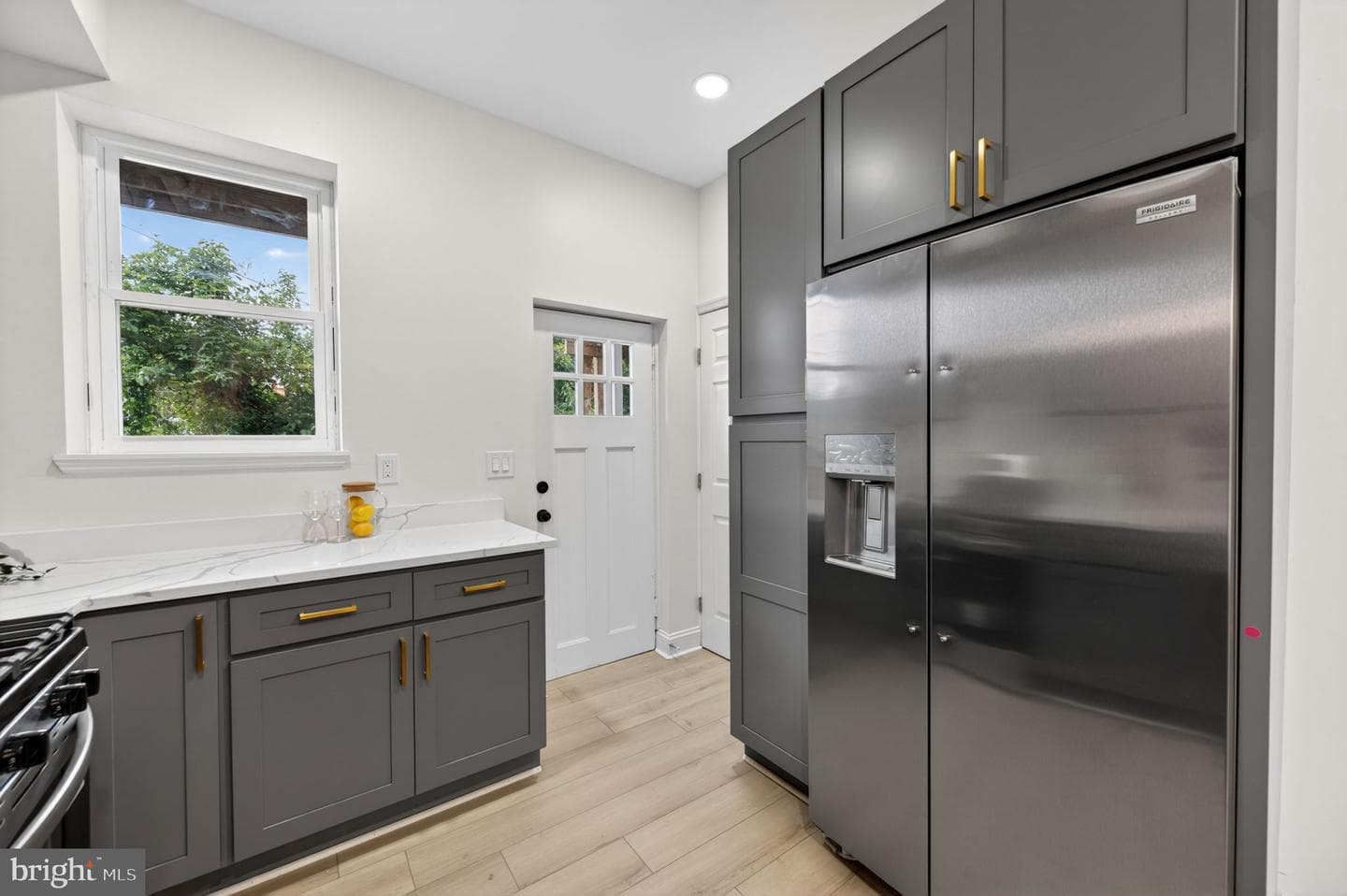 3909 Norfolk Avenue photo 22
