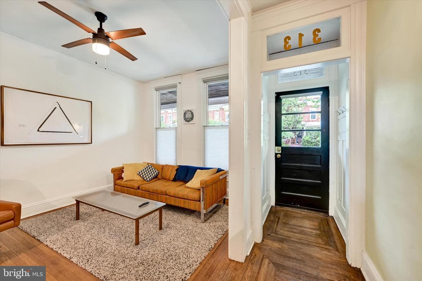 313 Birkwood Place photo 3
