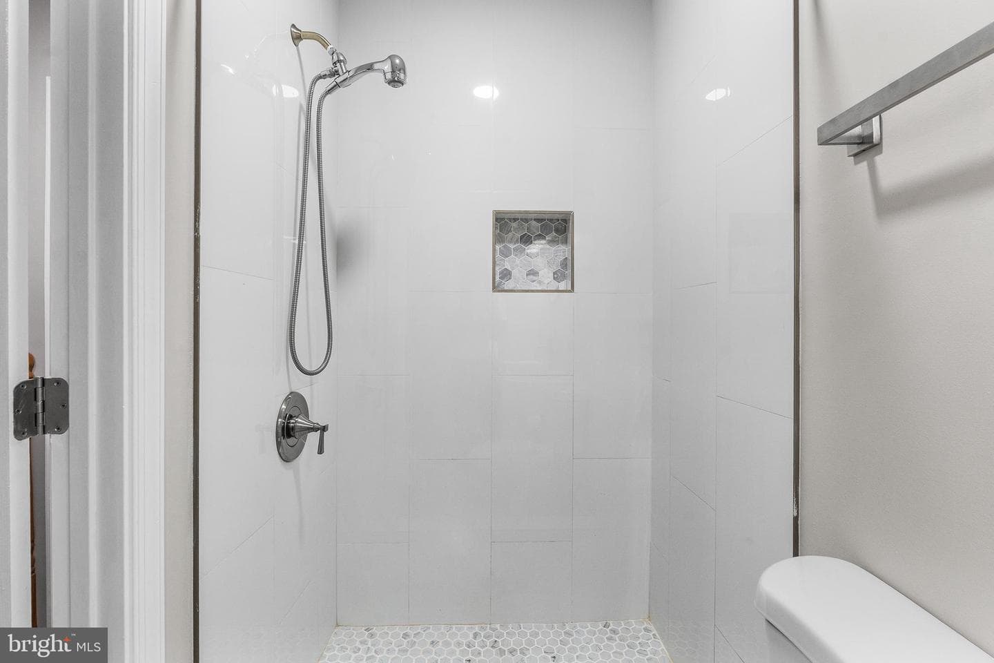 640 Melvin Drive photo 18