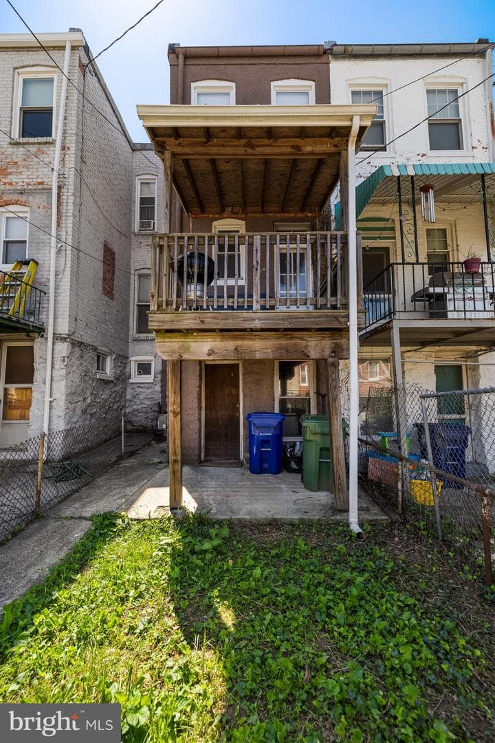 1238 W 37th Street photo 29