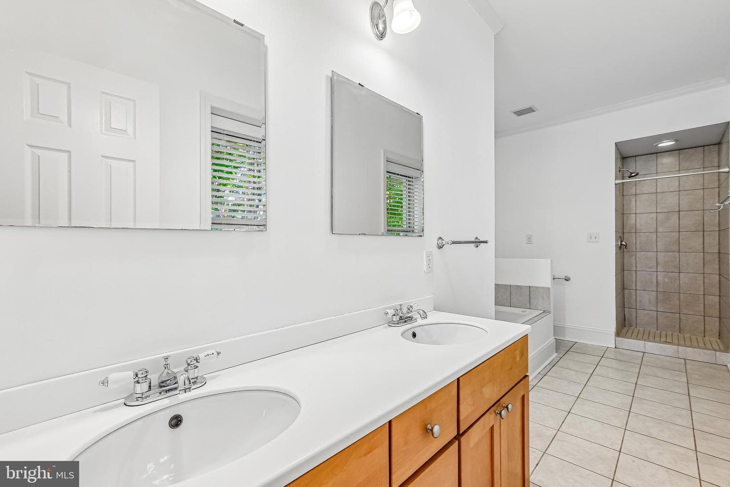 3142 Fait Avenue photo 25