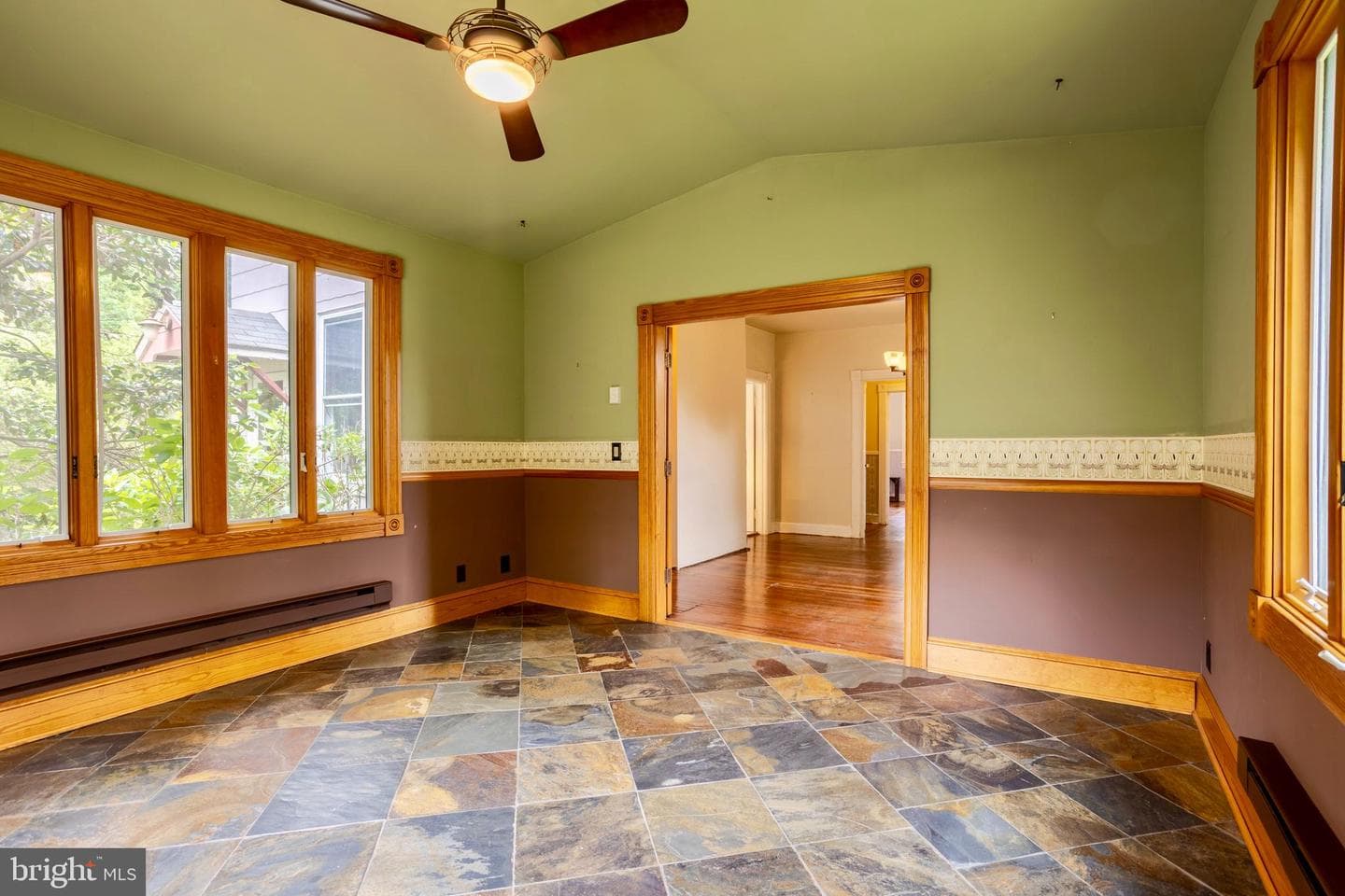 4307 Parkwood Avenue photo 11