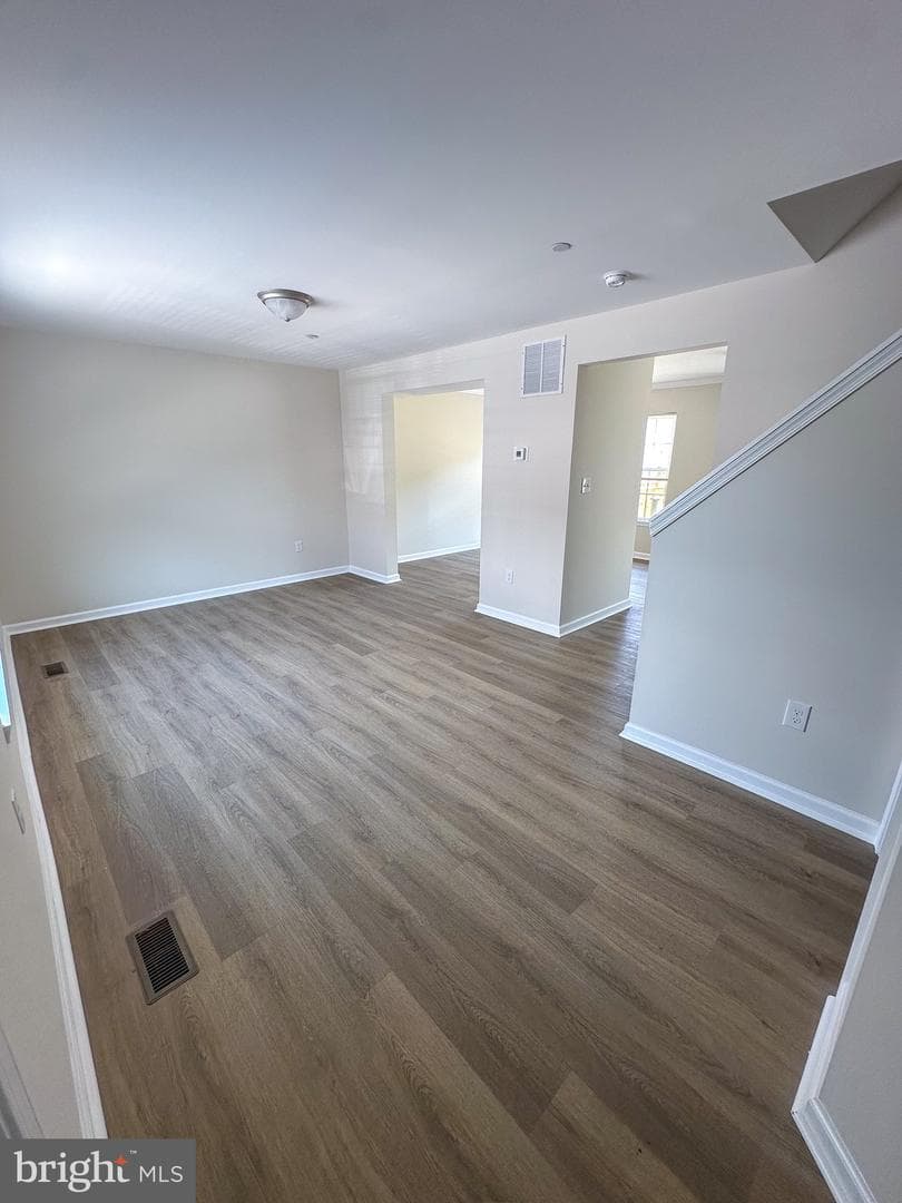 605 Collett Street photo 7