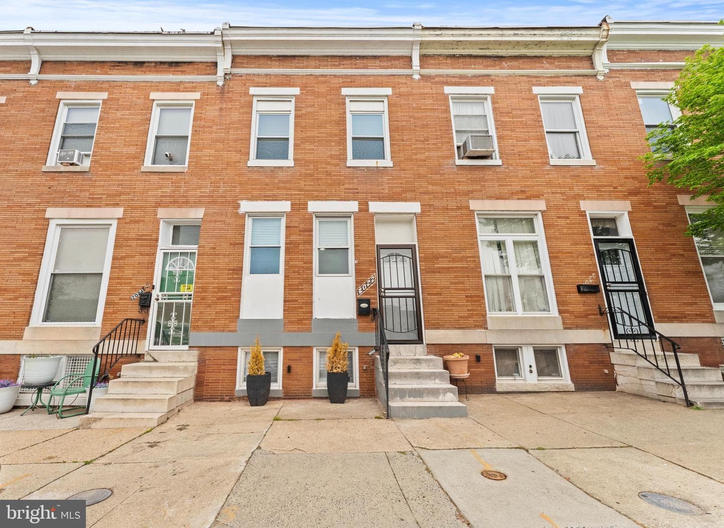 2022 W Fayette Street photo 30