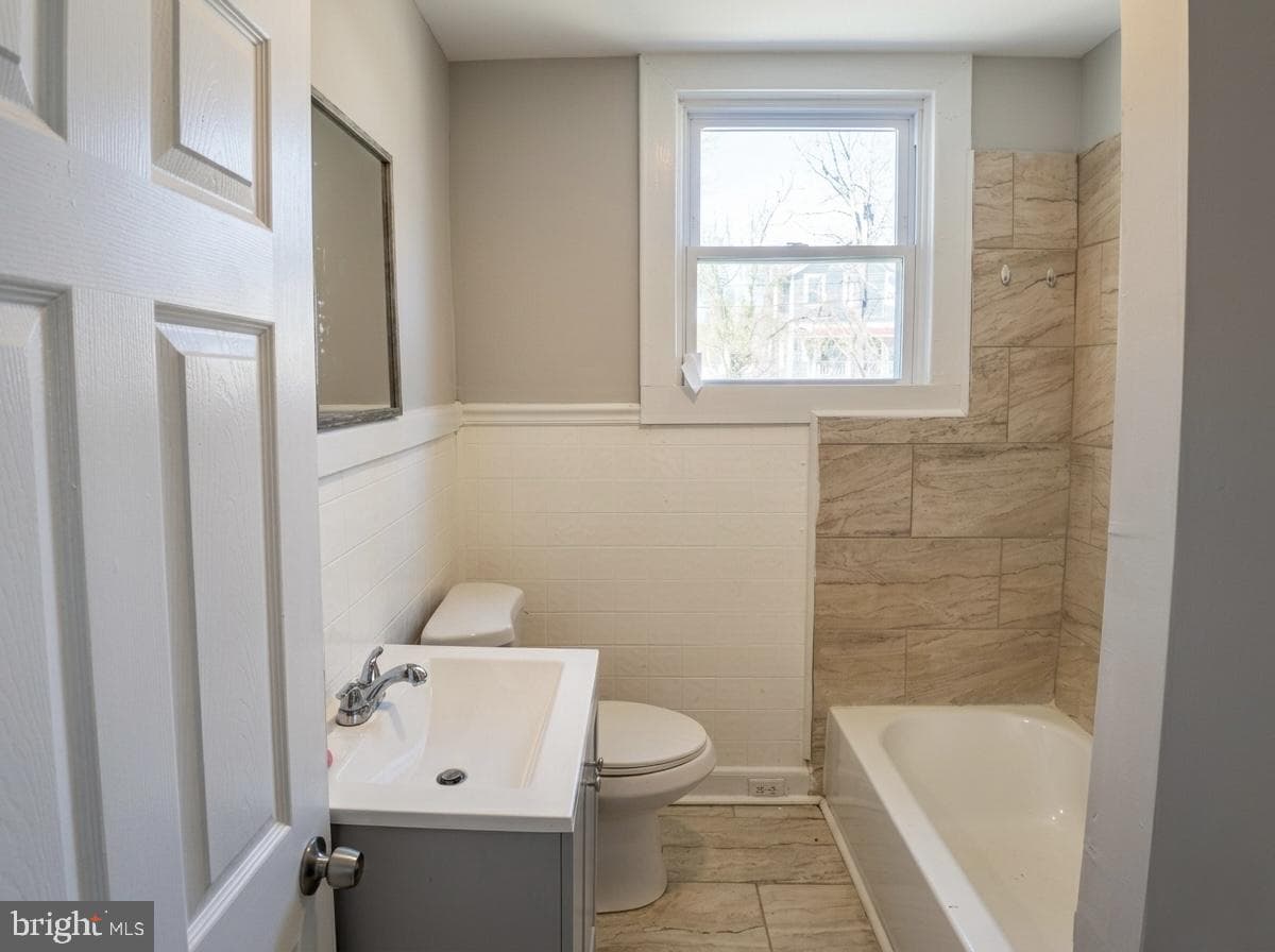 6600 Hampnett Avenue photo 11