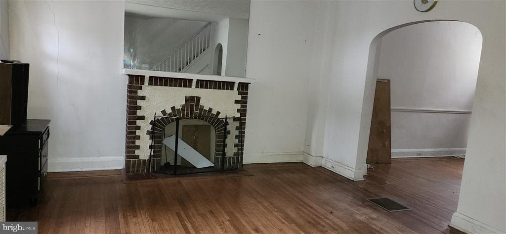 2616 W Forest Park Avenue photo 4
