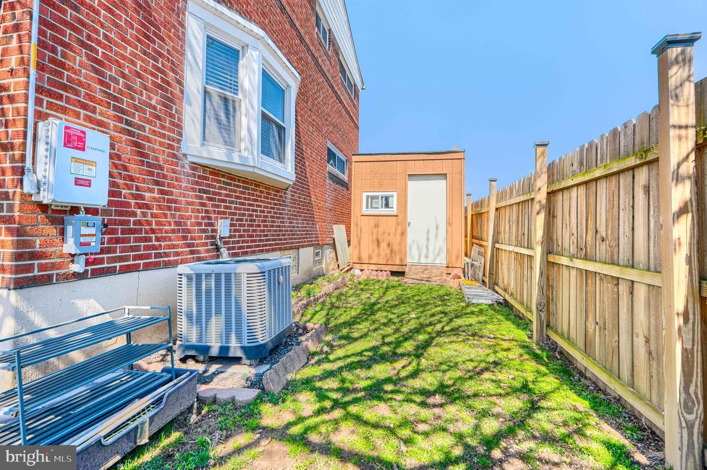 2119 Walshire Avenue photo 6