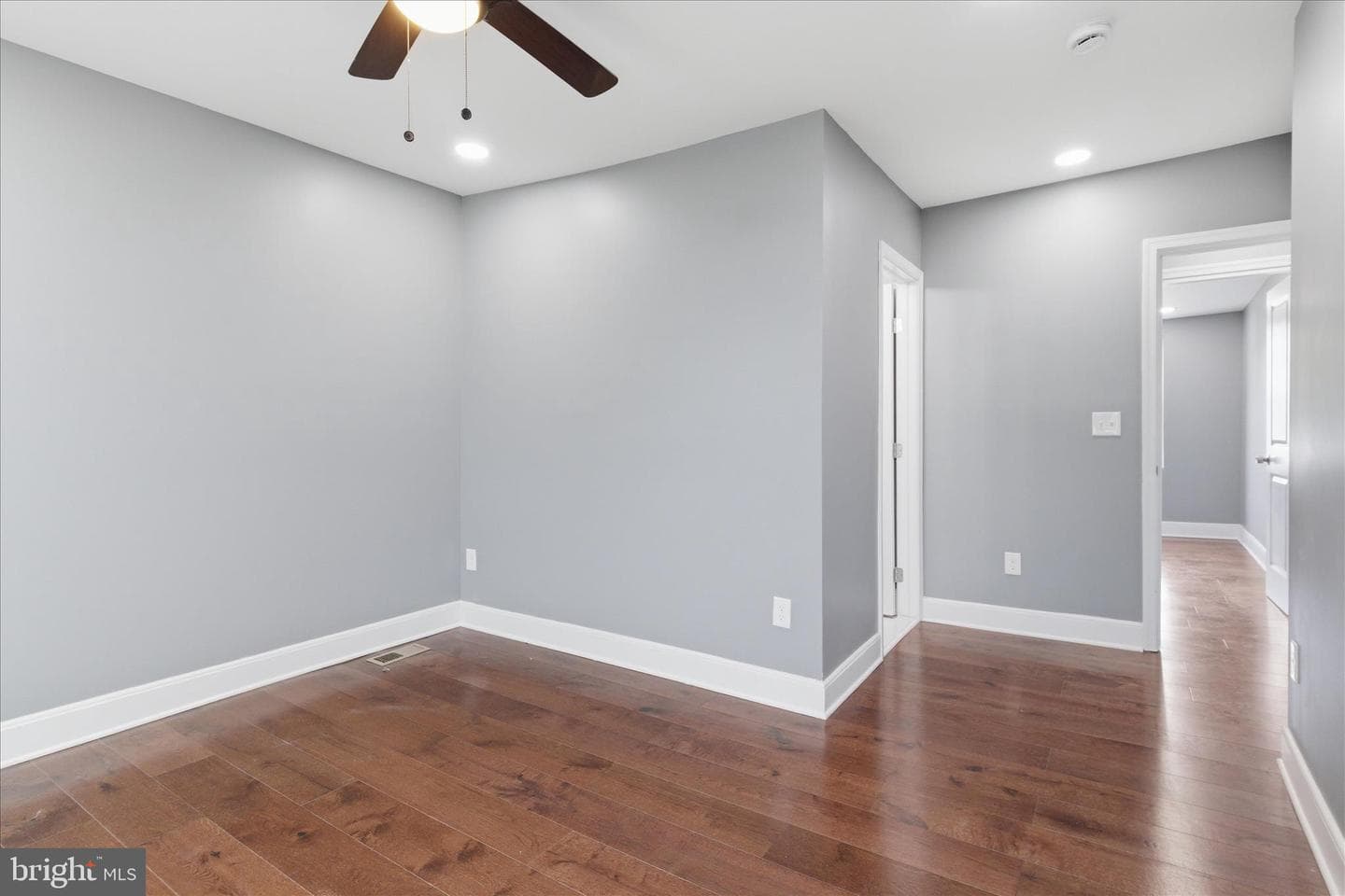 1512 W Pratt Street photo 15