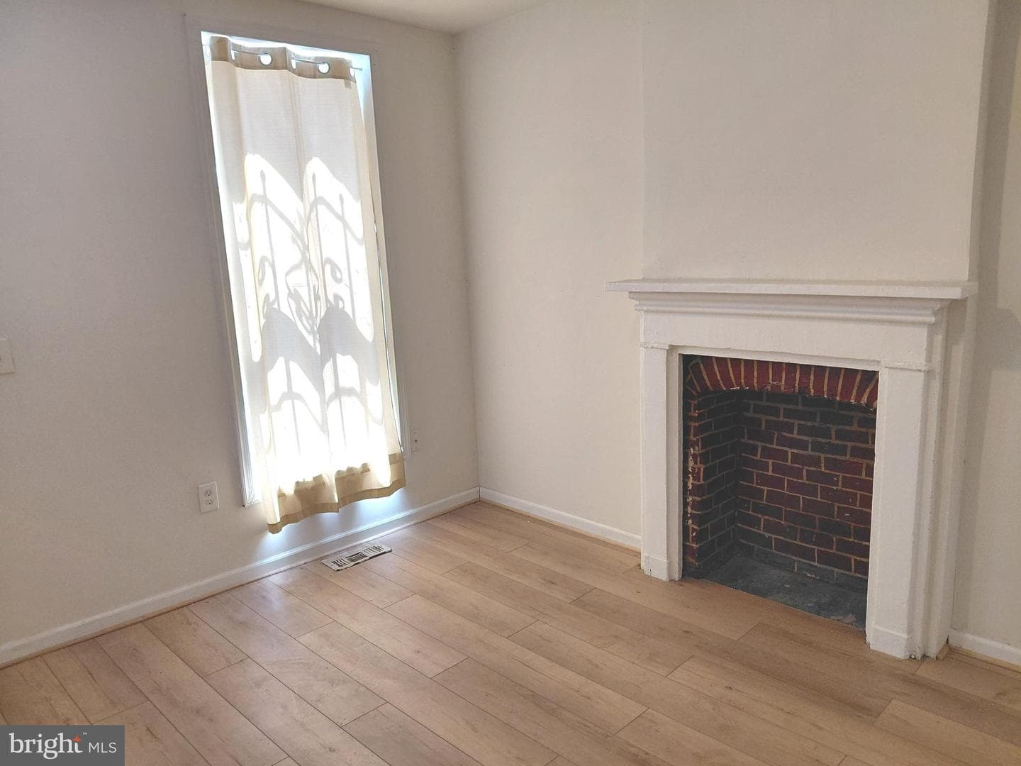 1436 Carroll Street photo 1