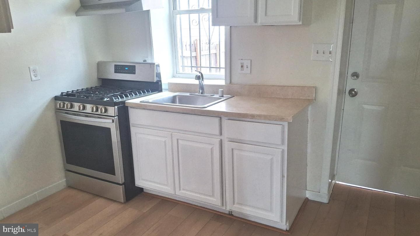 1436 Carroll Street photo 7