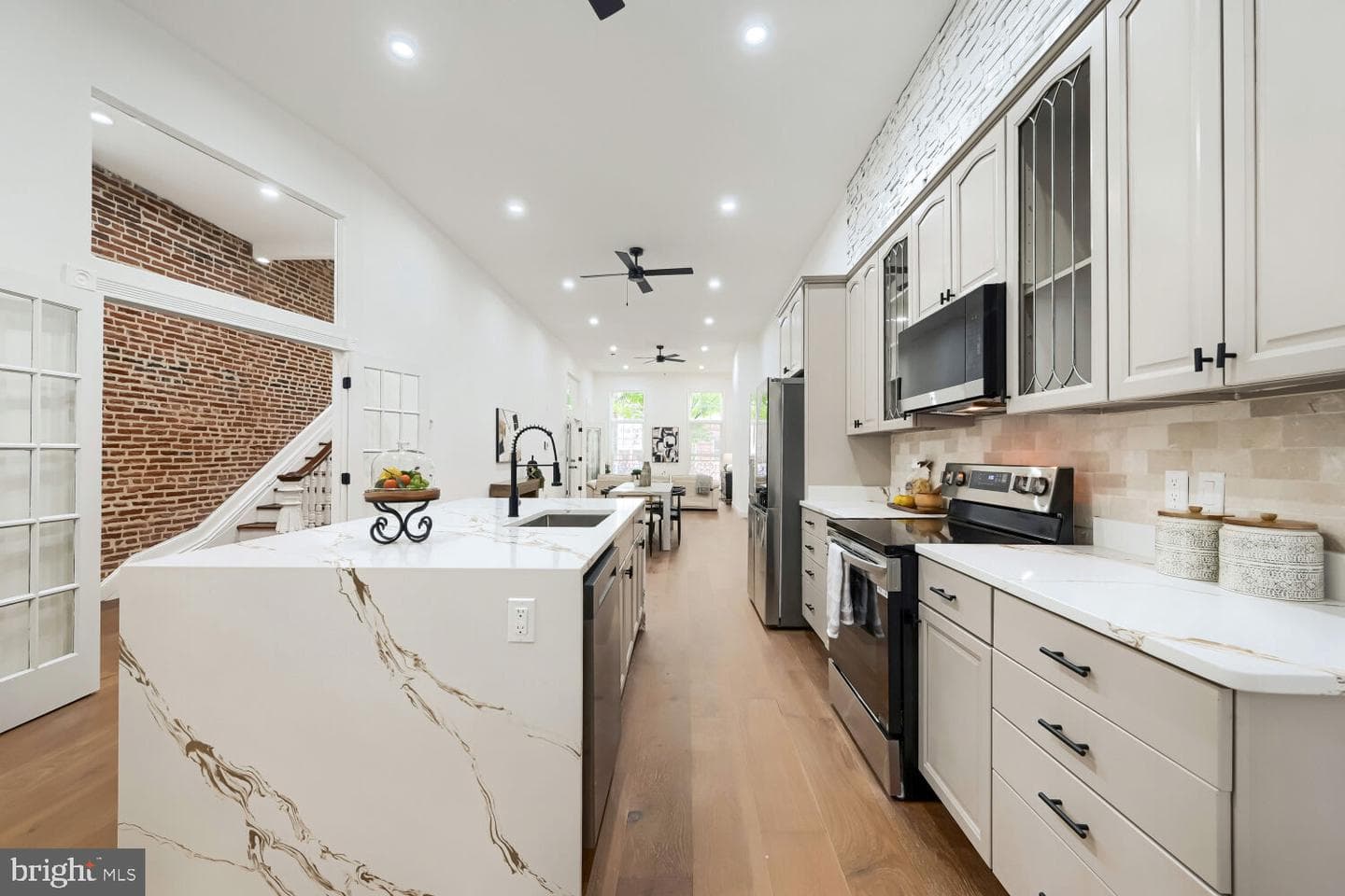 1704 Madison Ave photo 9