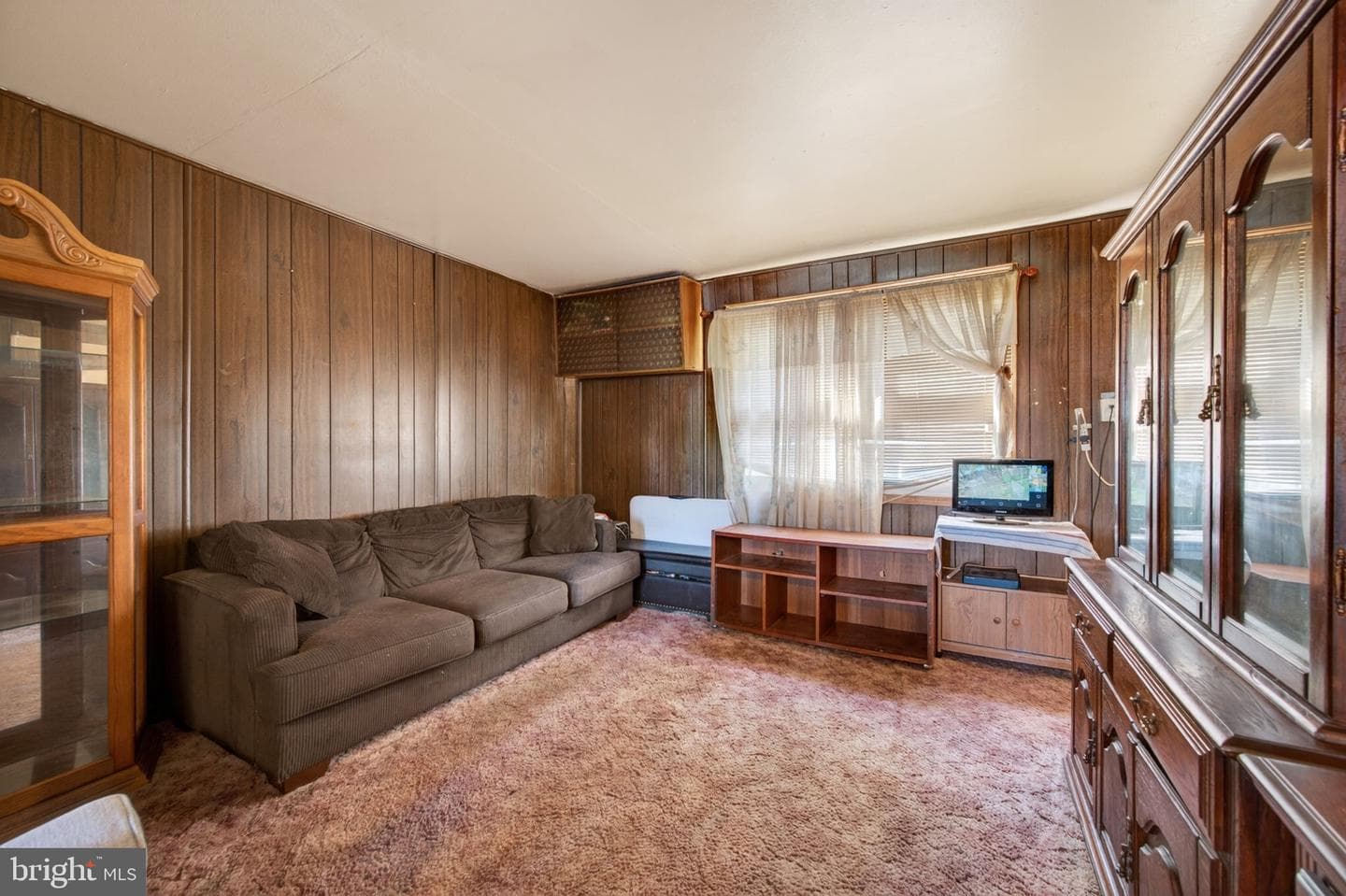 952 Armistead Way photo 4