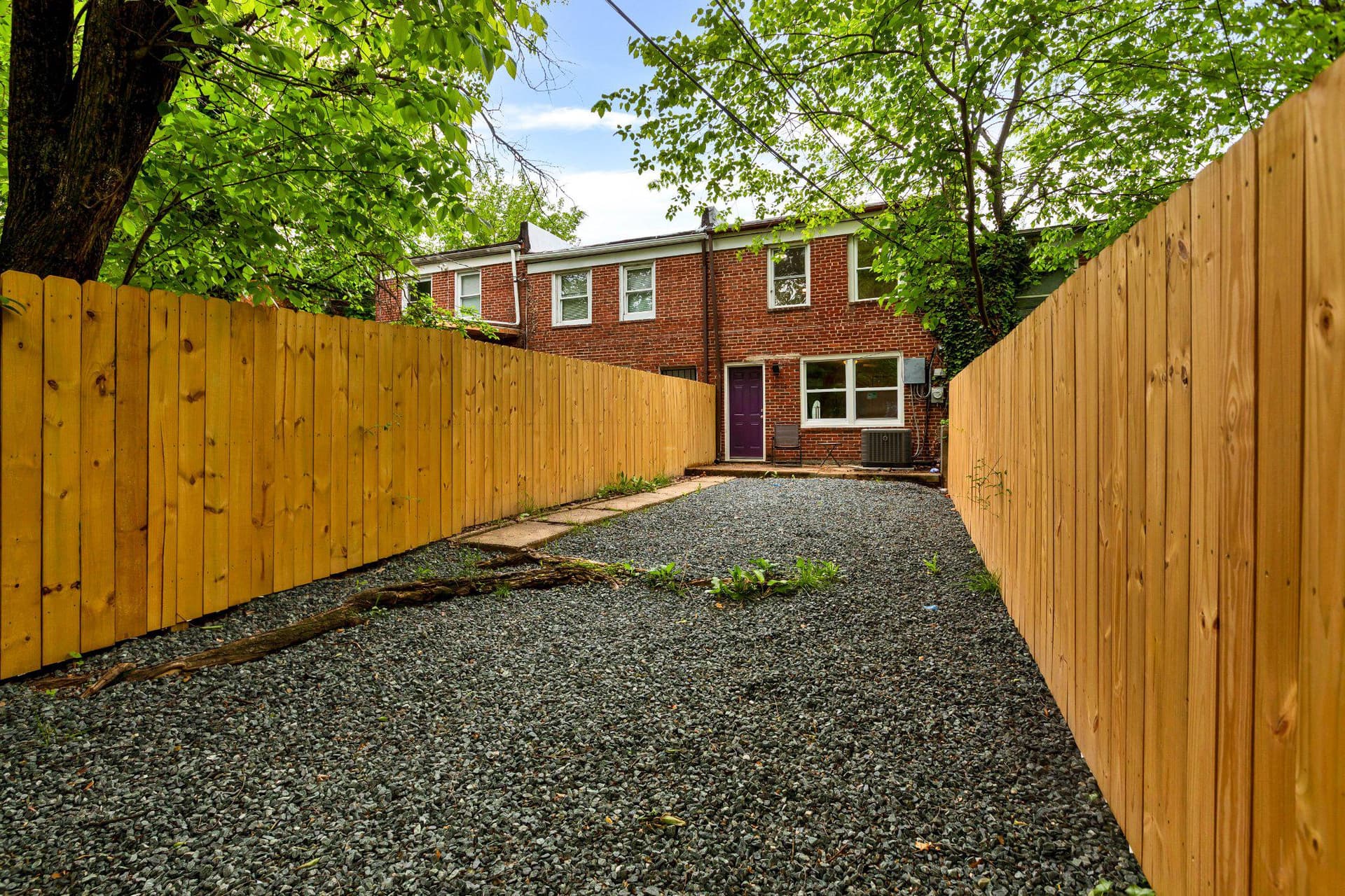 3013 Elizabeth Avenue photo 22