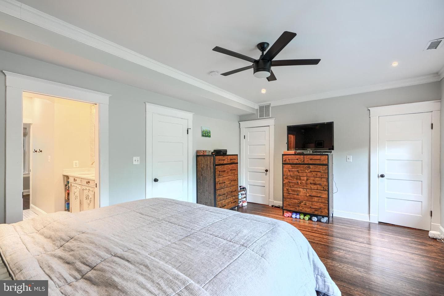4416 Roland Avenue photo 20