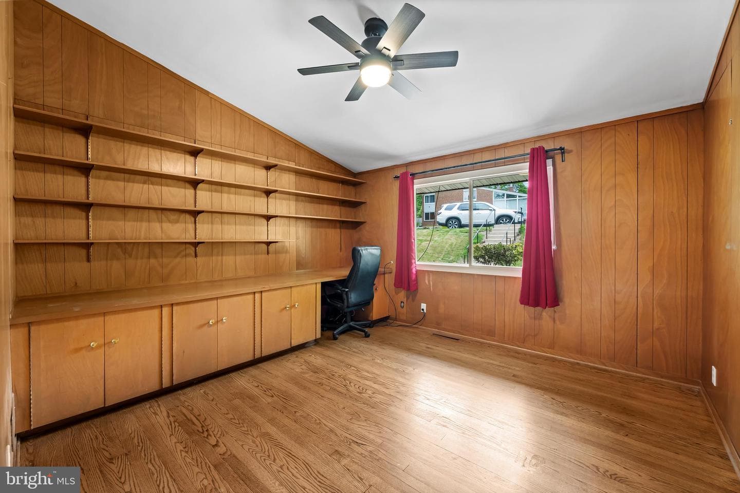 6004 Ivydene Terrace photo 13