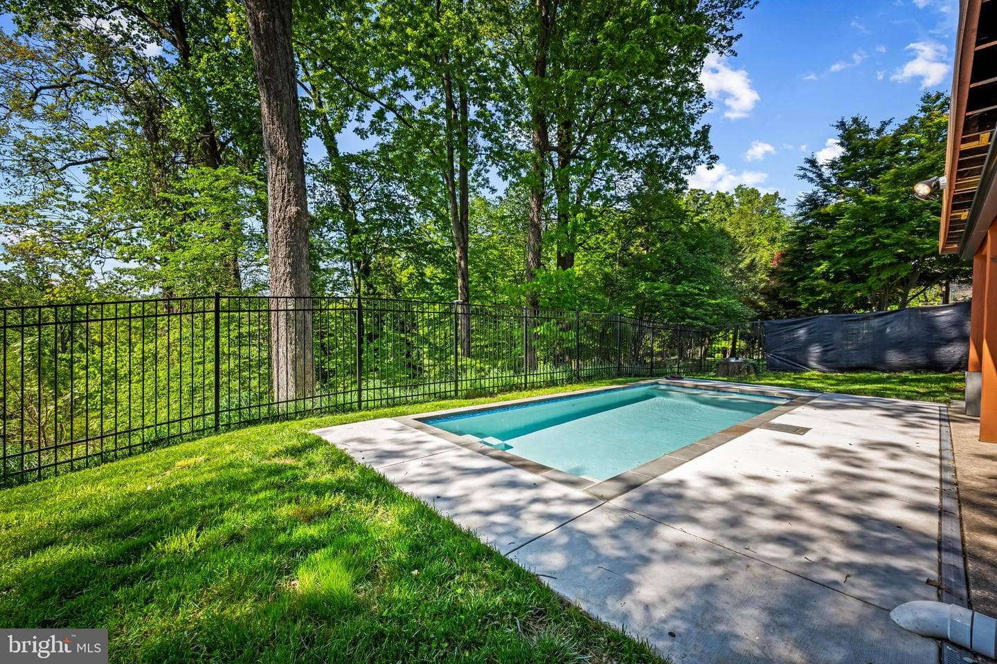 6004 Ivydene Terrace photo 32