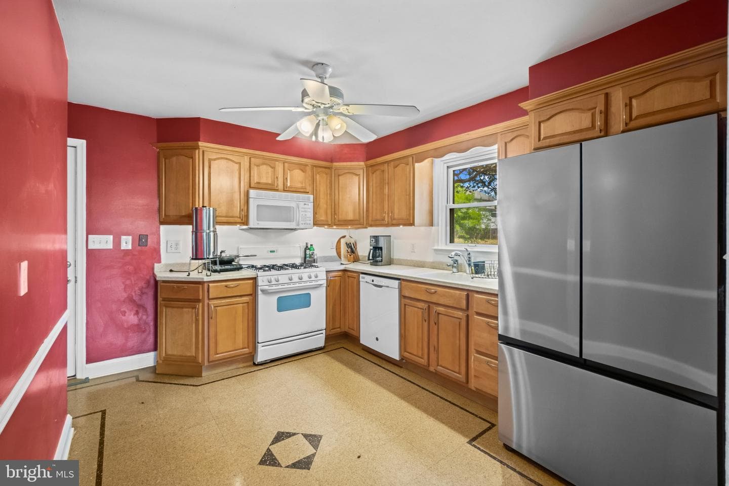 5510 Greenfield Avenue photo 9