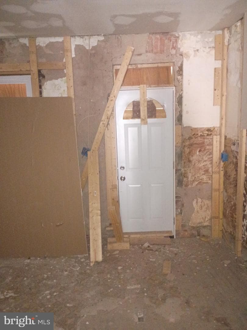 504 E Lynn Avenue photo 4