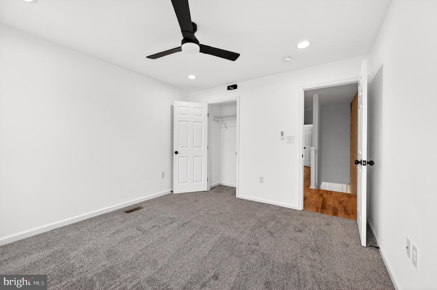 310 S Newkirk Street photo 17