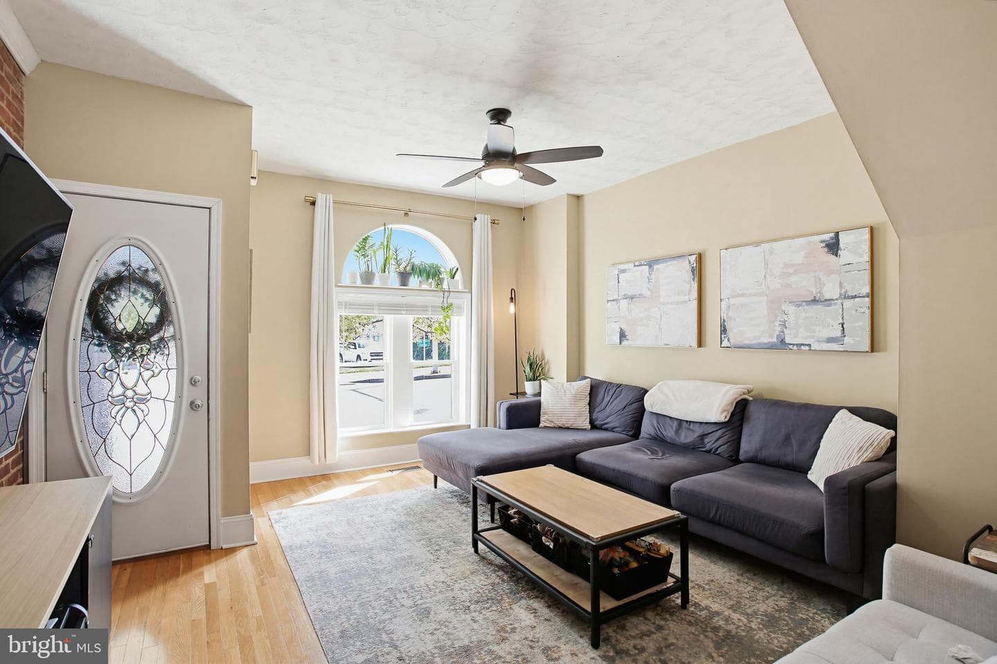 1024 E Fort Avenue photo 3