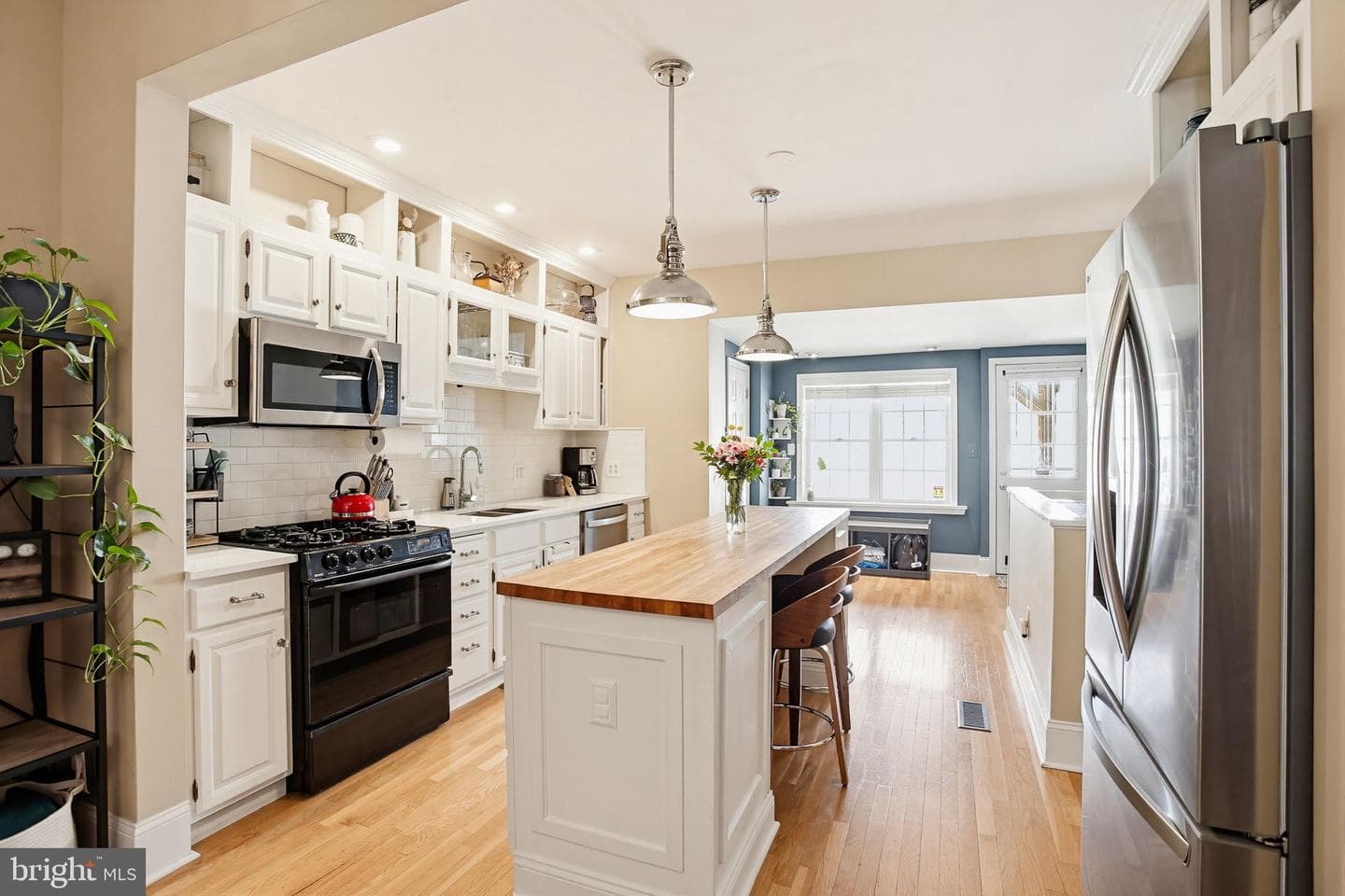 1024 E Fort Avenue photo 9