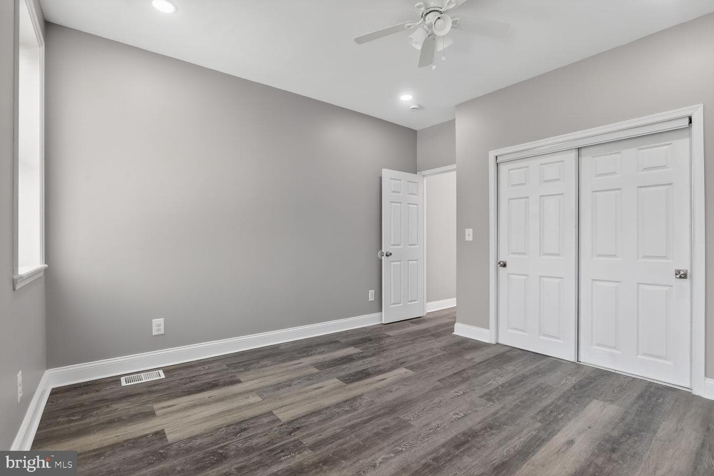 2802 Clifton Park Terrace photo 13