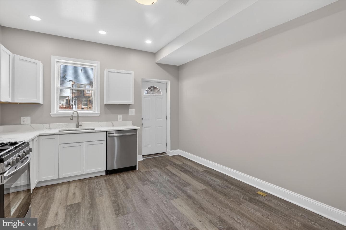 2802 Clifton Park Terrace photo 9