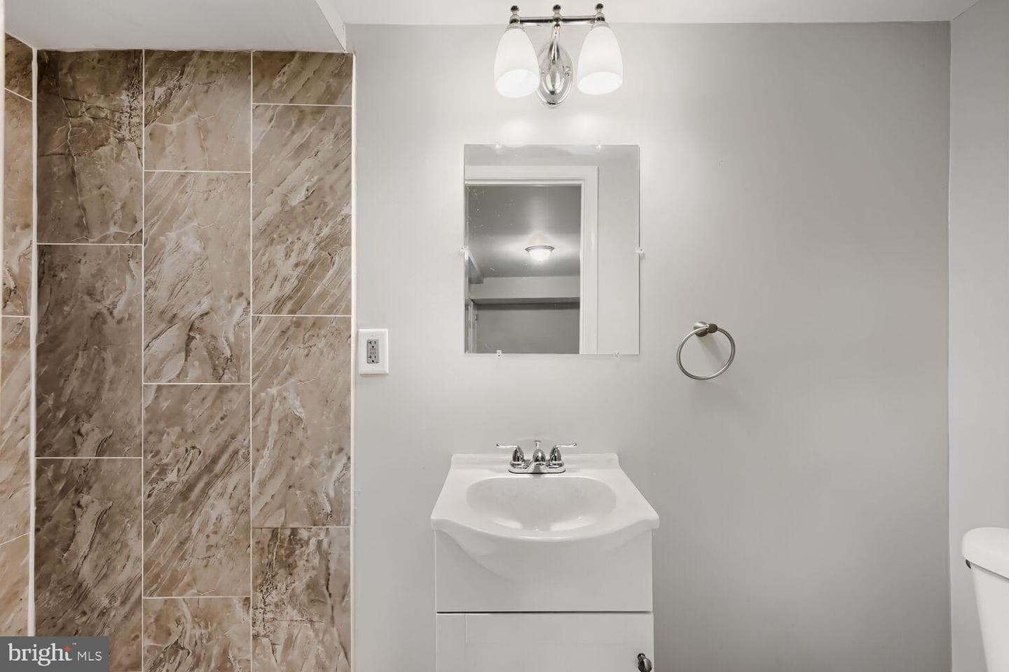 1014 Lyndhurst Street photo 24