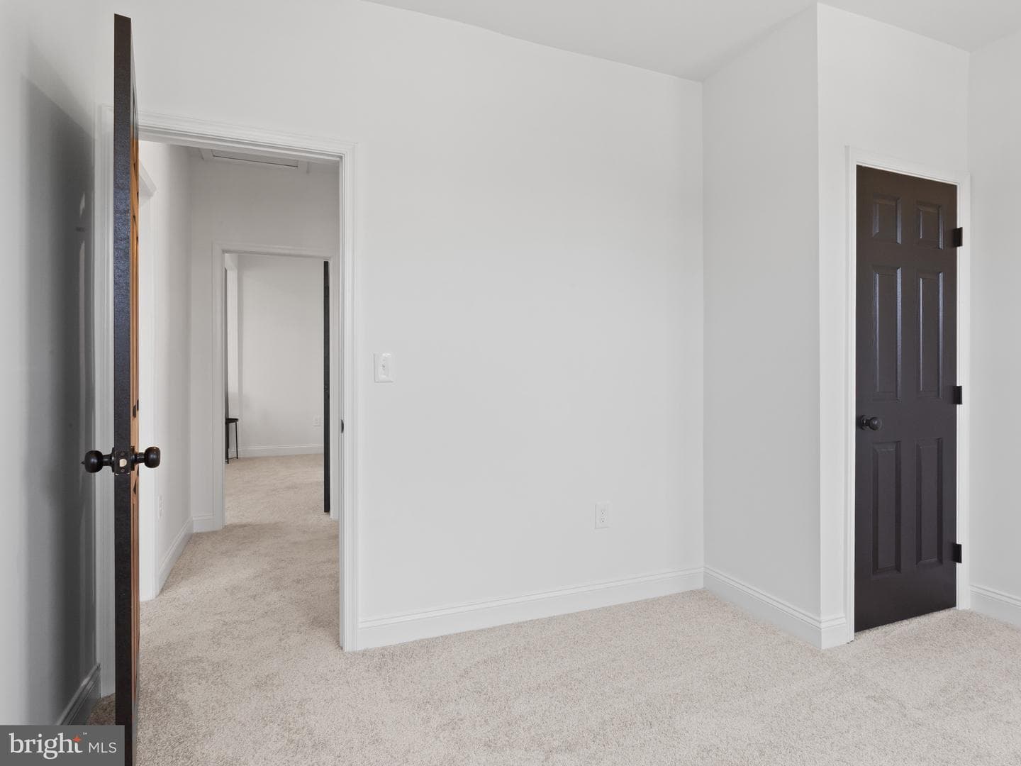 4514 Mainfield Avenue photo 33