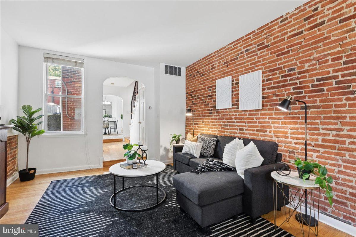 1119 Battery Avenue photo 3