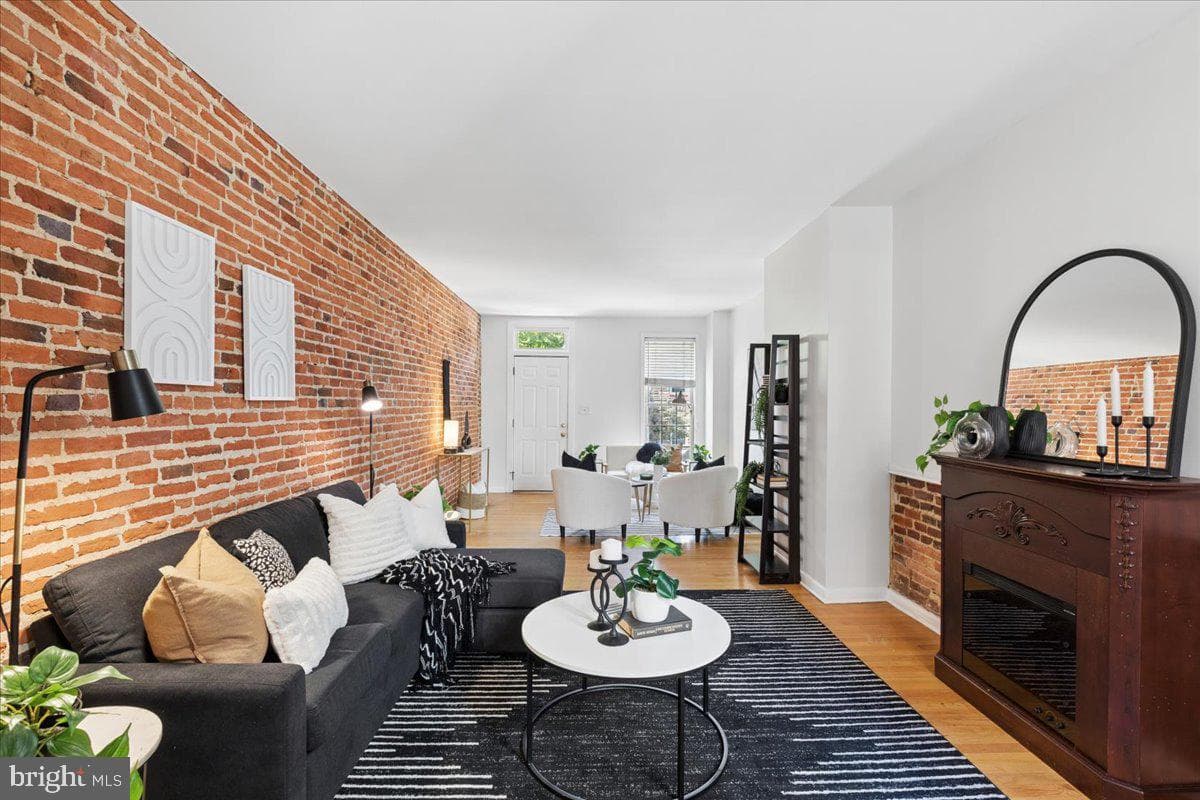 1119 Battery Avenue photo 4