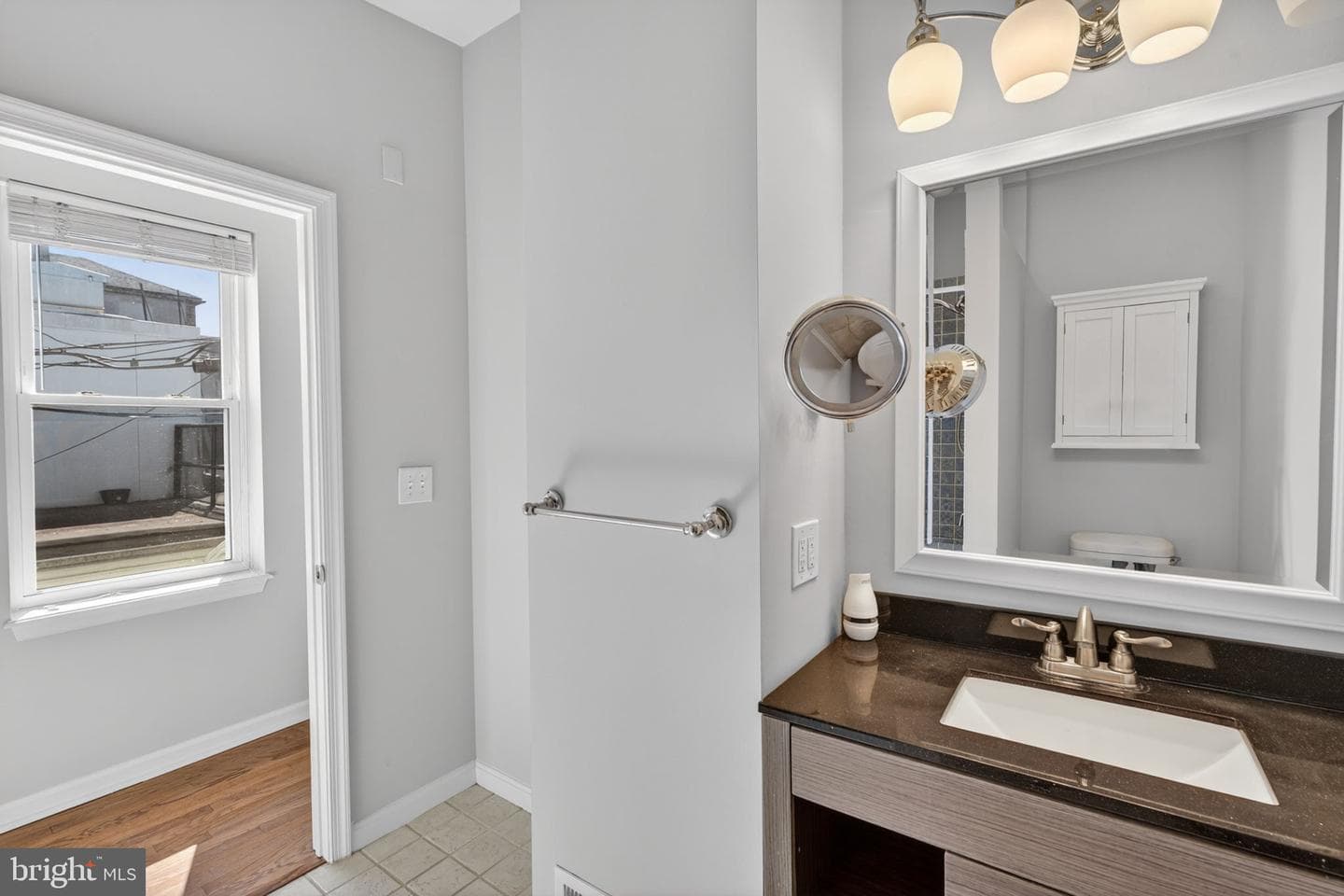 60 E Randall Street E photo 26