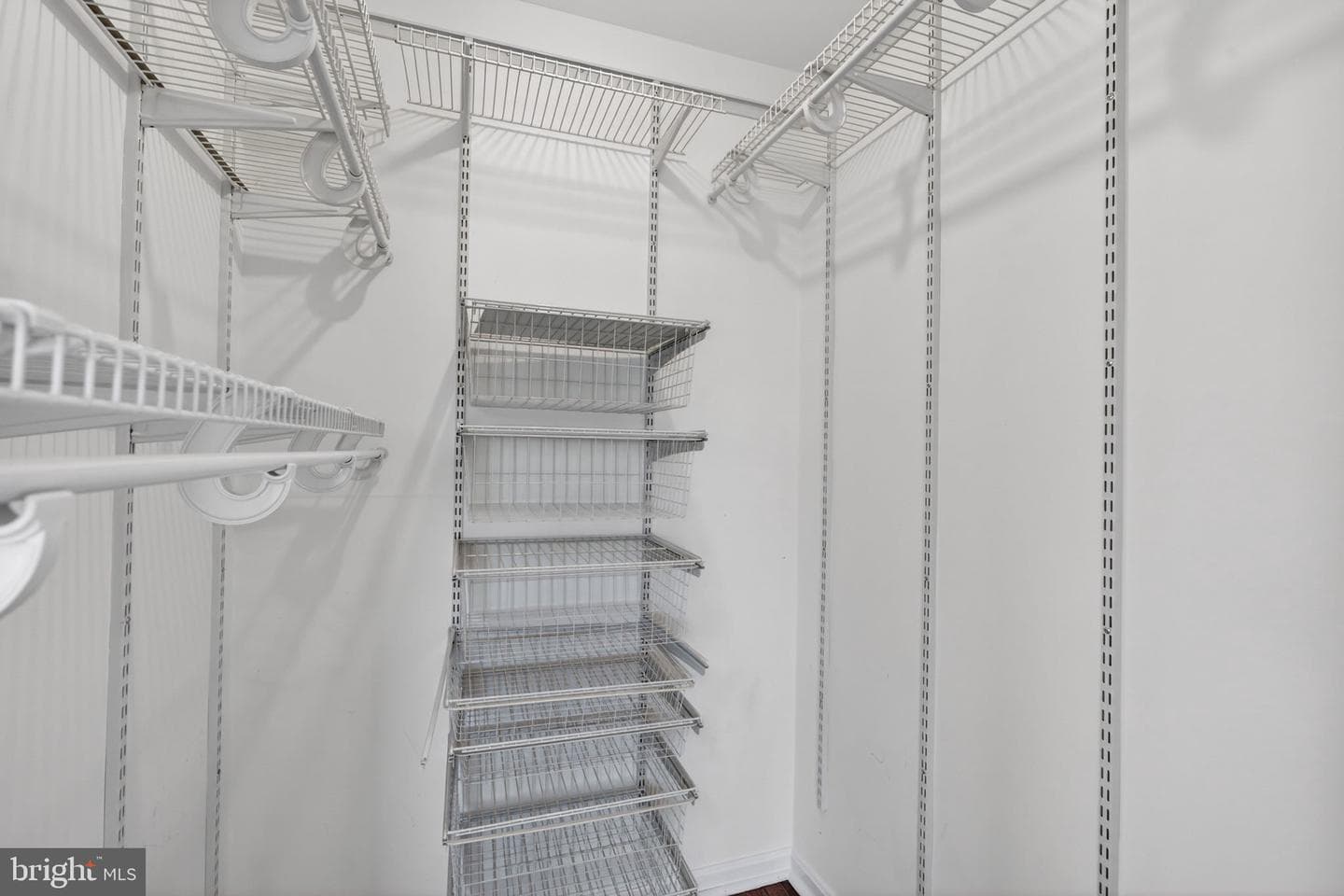 60 E Randall Street E photo 33