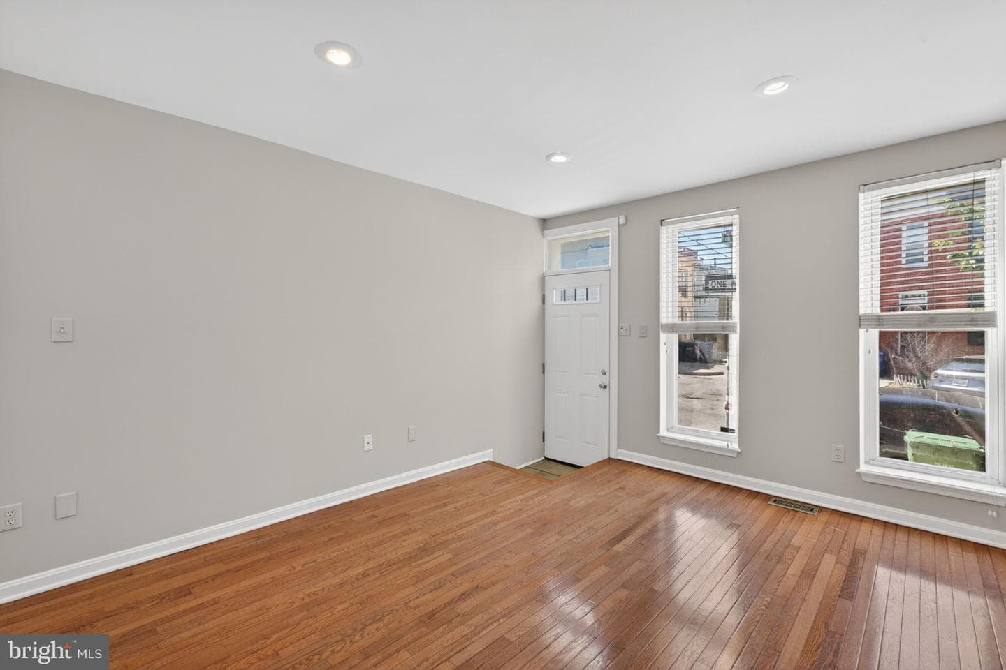 60 E Randall Street E photo 6