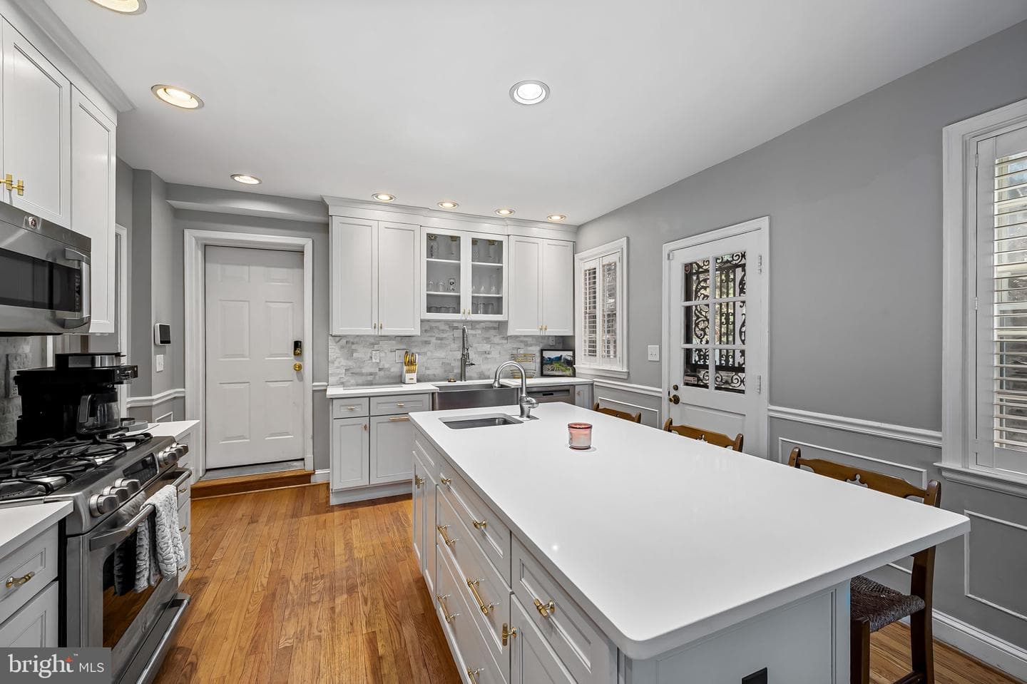 212 Saint Dunstans Road photo 13