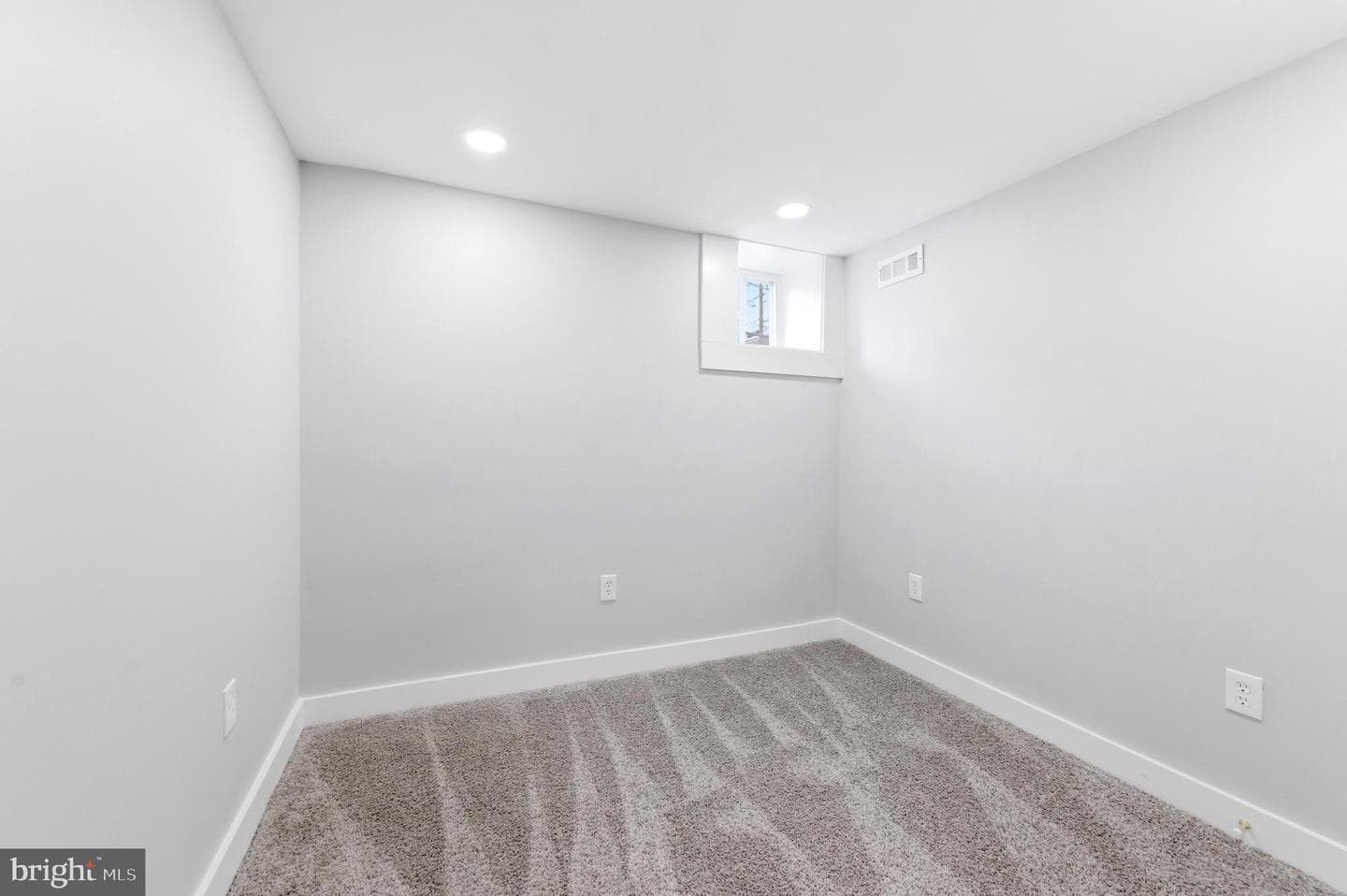 921 Mount Holly Street photo 32