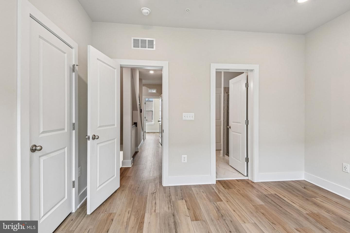 2729 Light Street photo 15