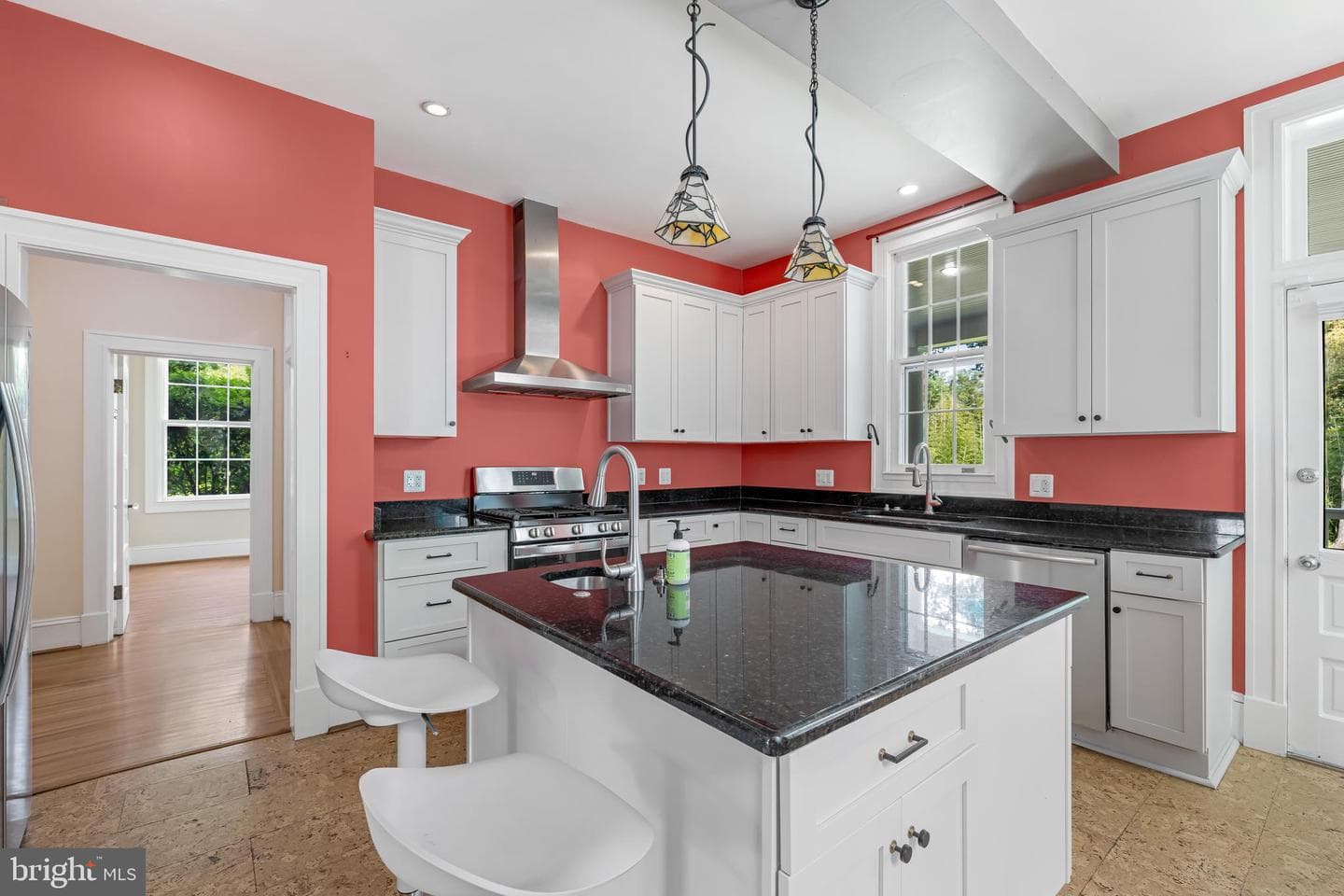 527 Nottingham Road photo 18
