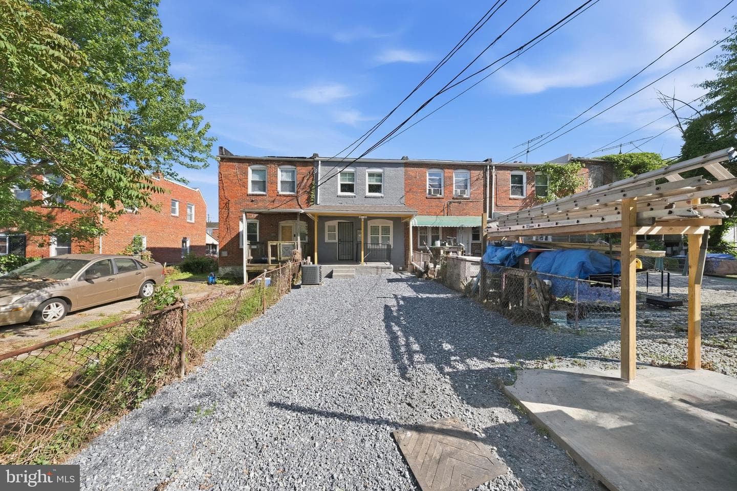 636 Hillview Rd photo 20