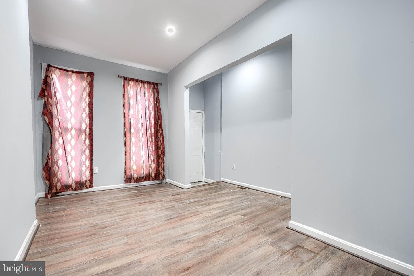 1123 N Carey Street photo 6