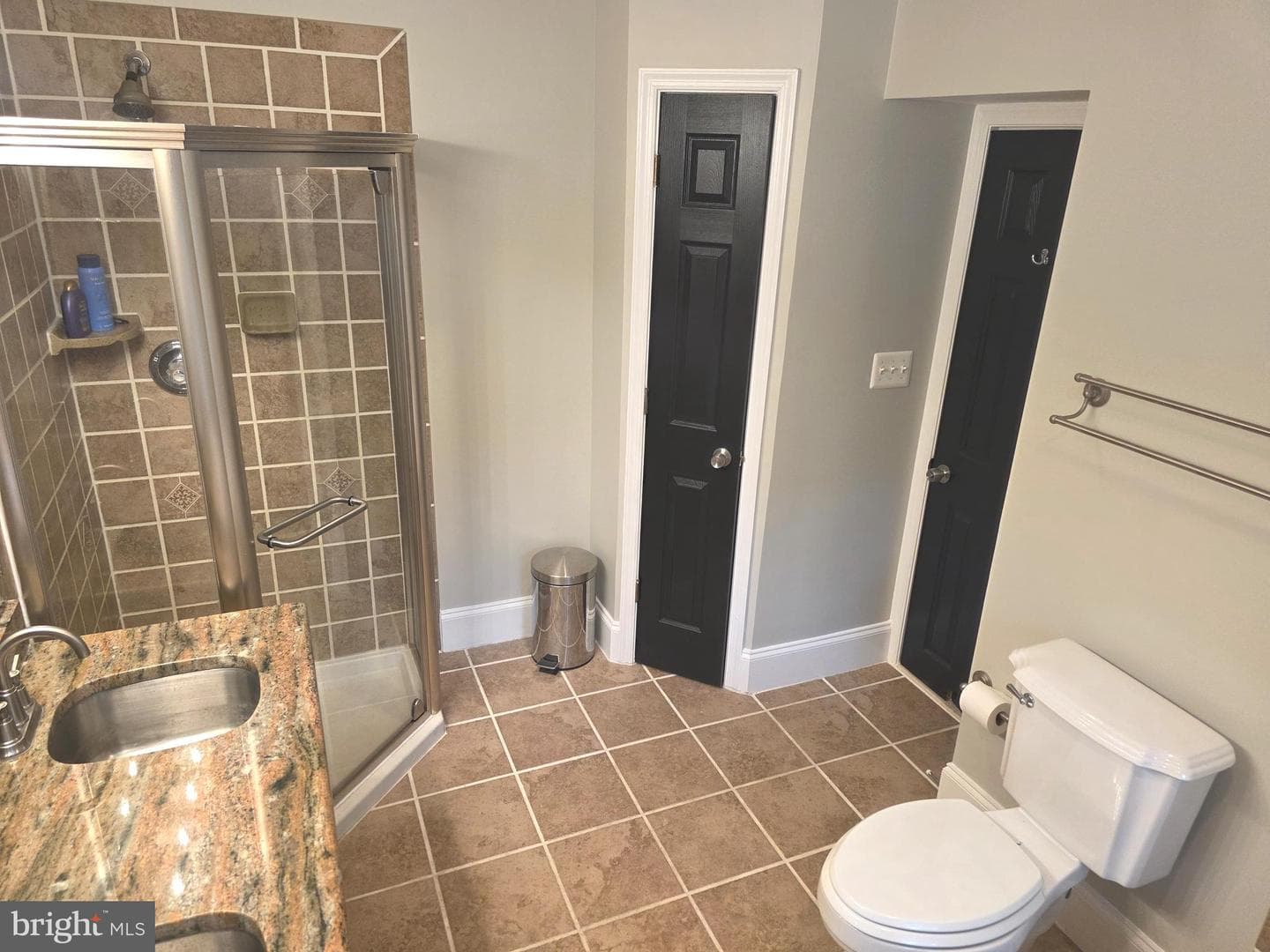 628 Warner Street photo 41