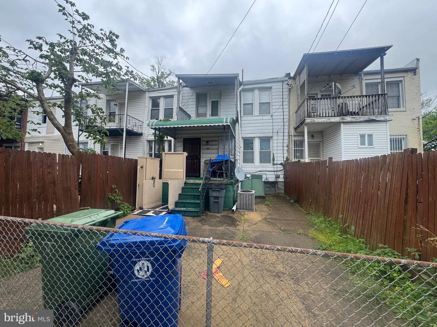 122 Hilton Street photo 4