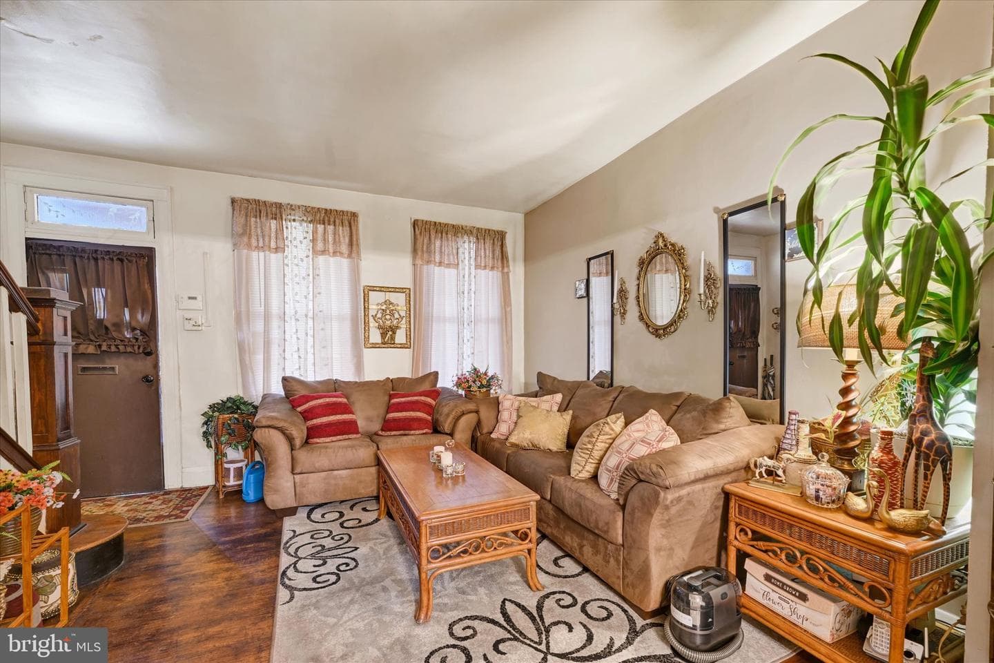 48 N Ellamont Street N photo 7