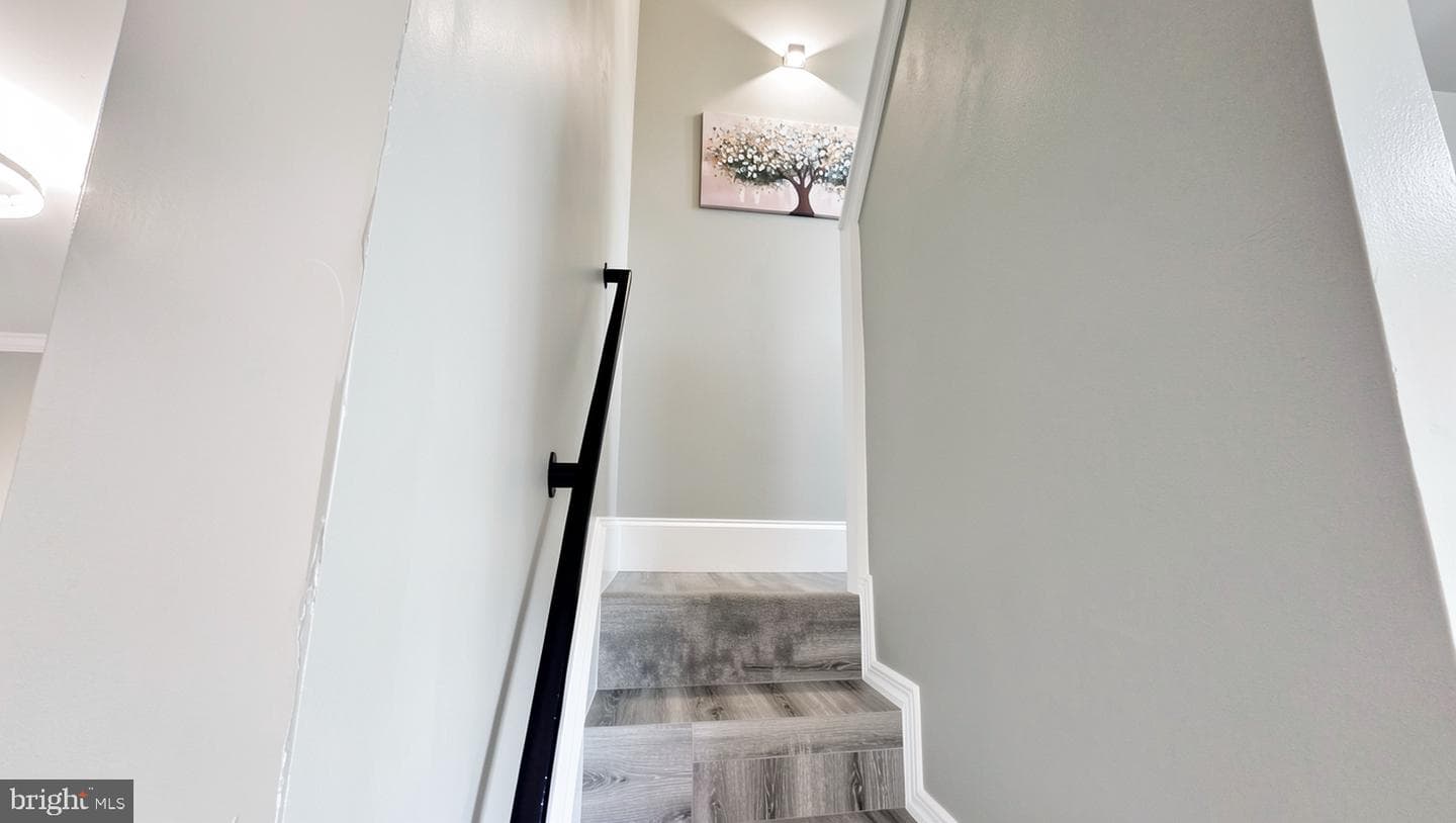 1307 Glyndon Avenue photo 18